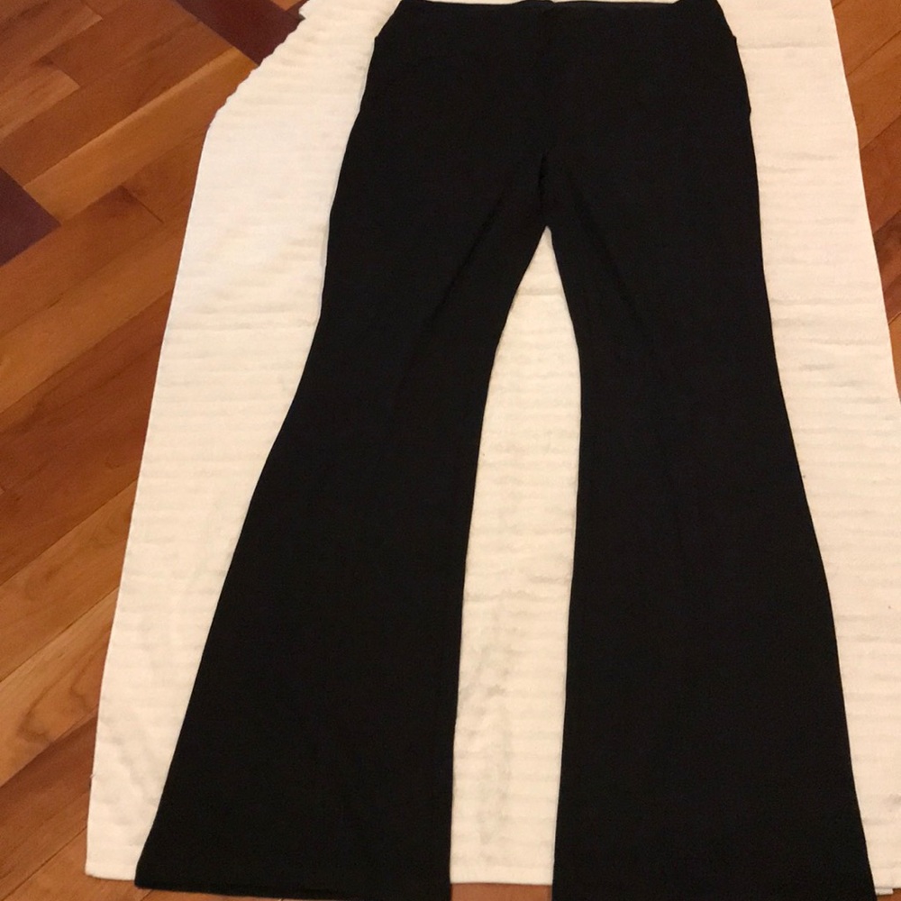 Ruby Ribbon Flare tummy control black pants large